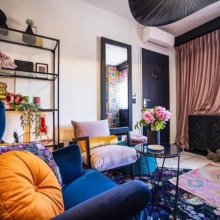Ika Boutique Luxury Apartment *