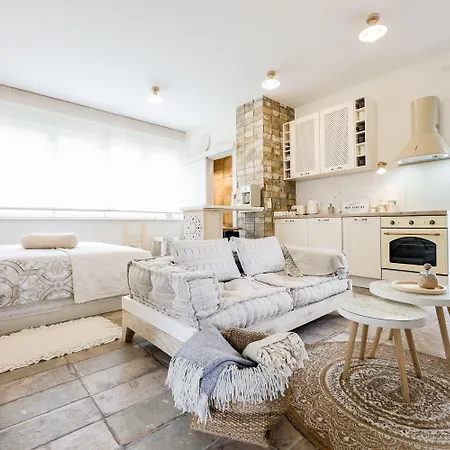 아파트 Ika Boutique Luxury