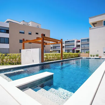 Ika Boutique Luxury דירה