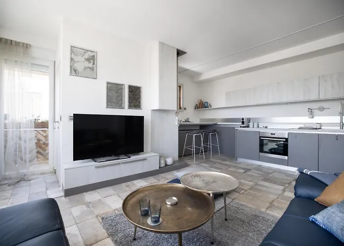 Ika Boutique Luxury *